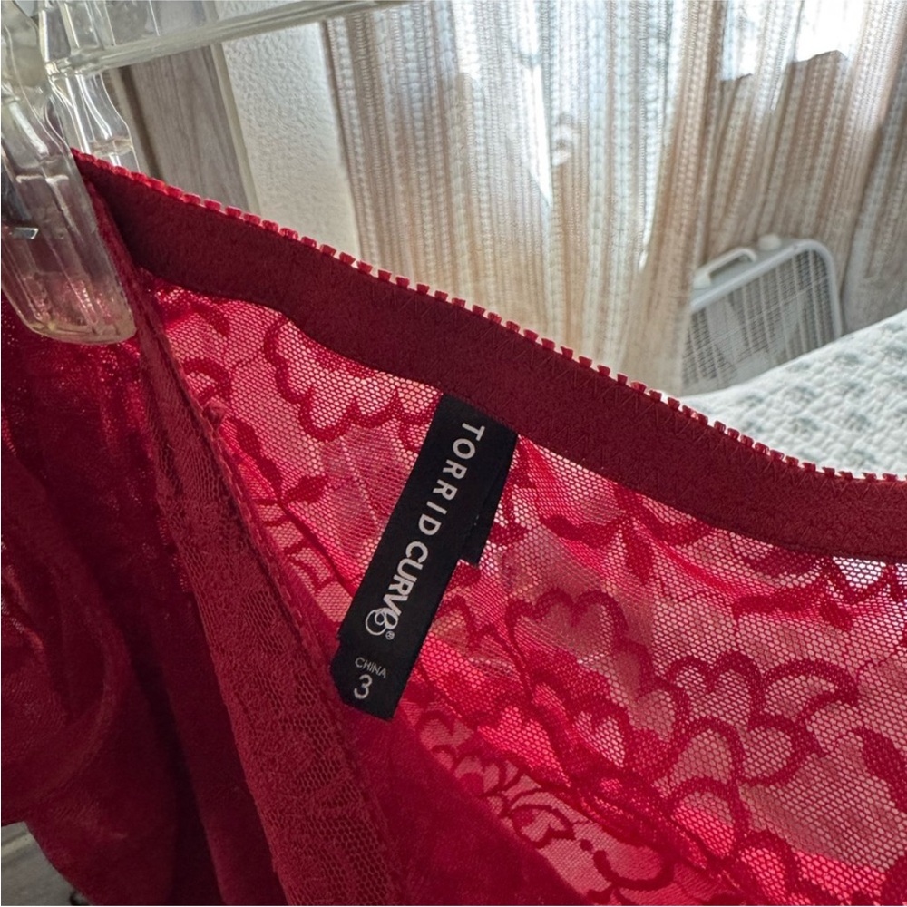 Torrid Sheer Red Lace Bodysuit – Size 3X - Picture 2 of 2